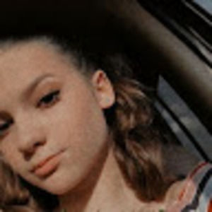 Meet your Posher, Mackenzie